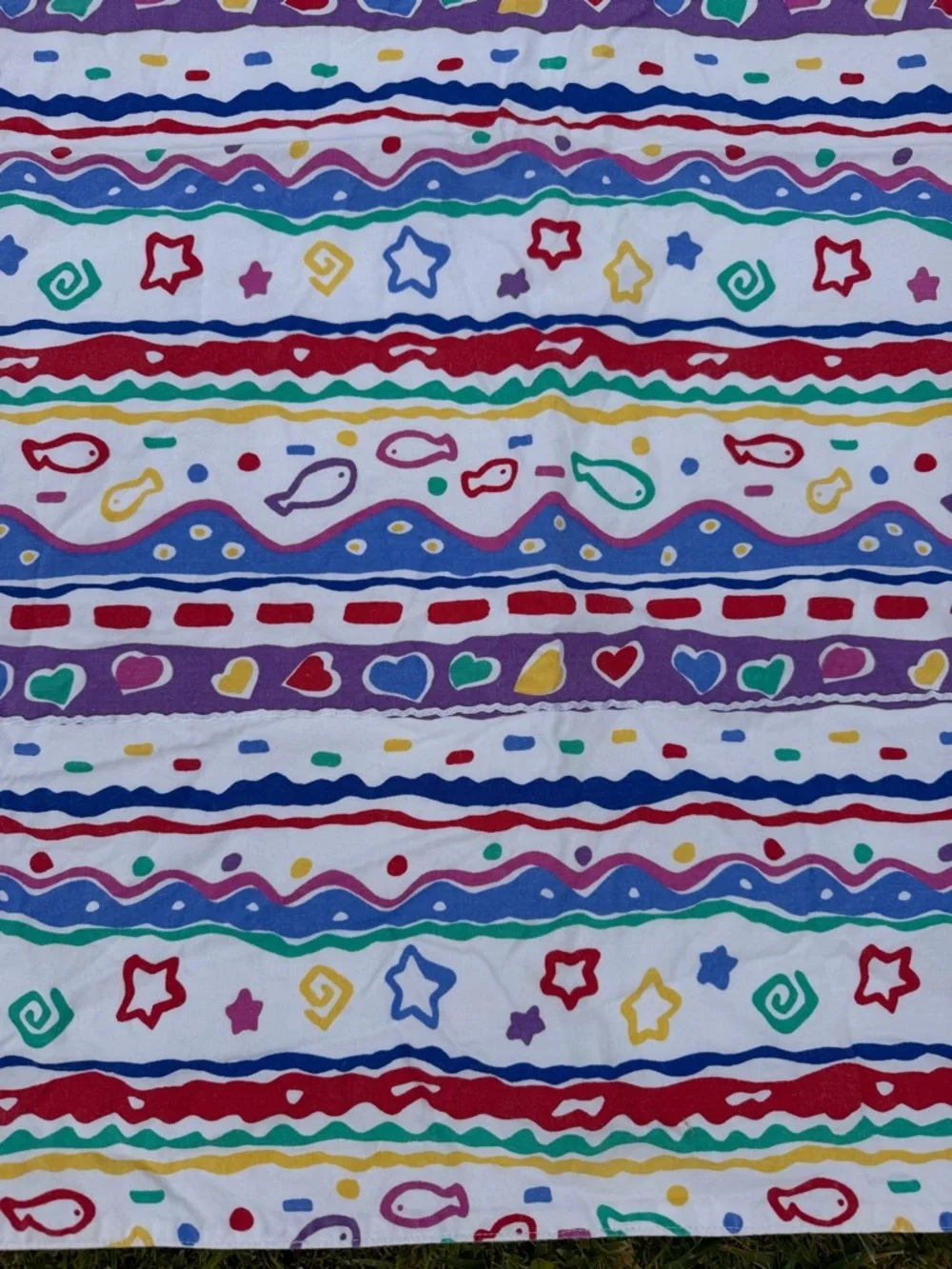 Vintage 90s Baby Blanket Bright Colorful Fish Hearts Shapes Primary Colors 36x41